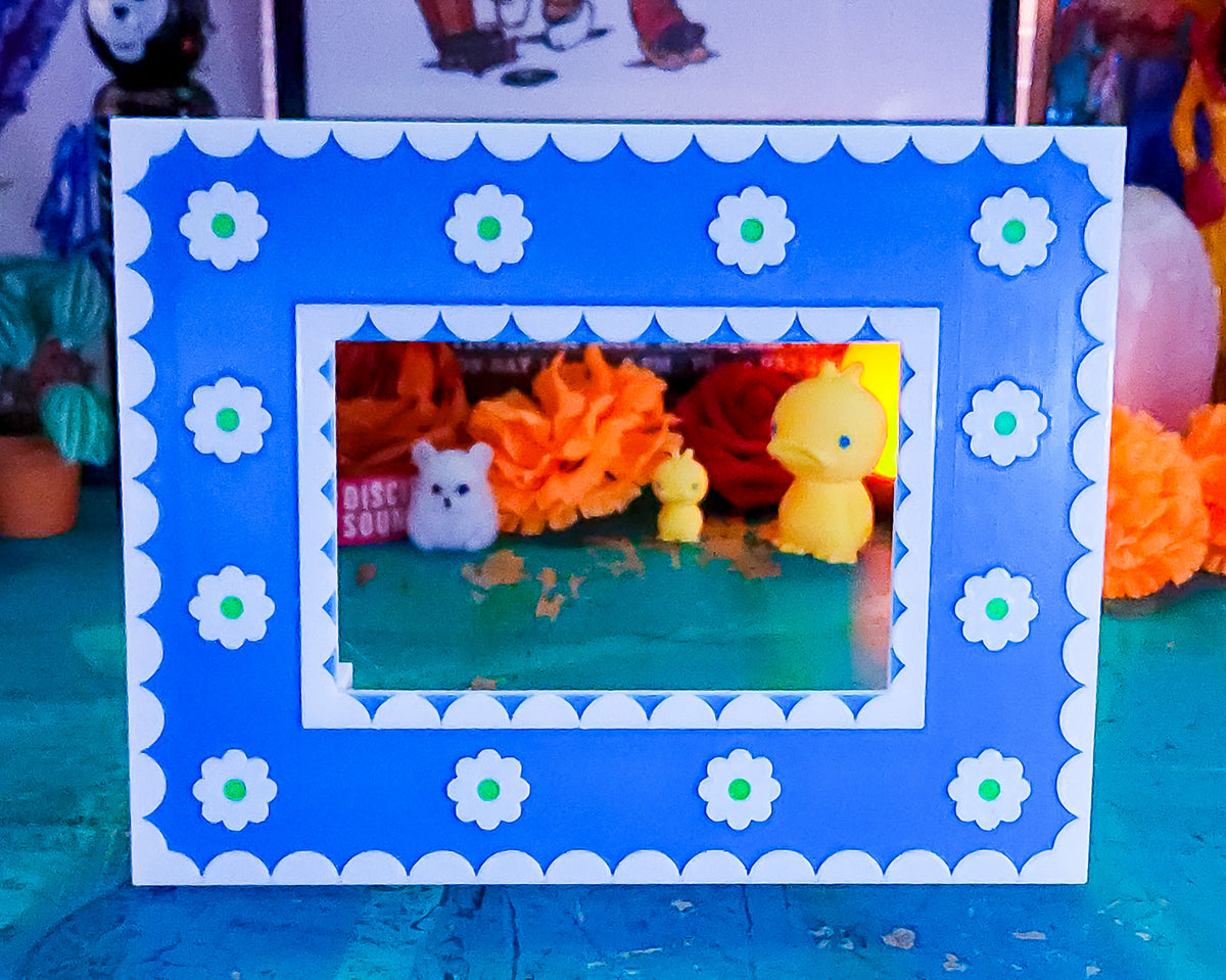 Holiday Gourmet Edition, the Korok Frame. (White Border/Blue Face)
