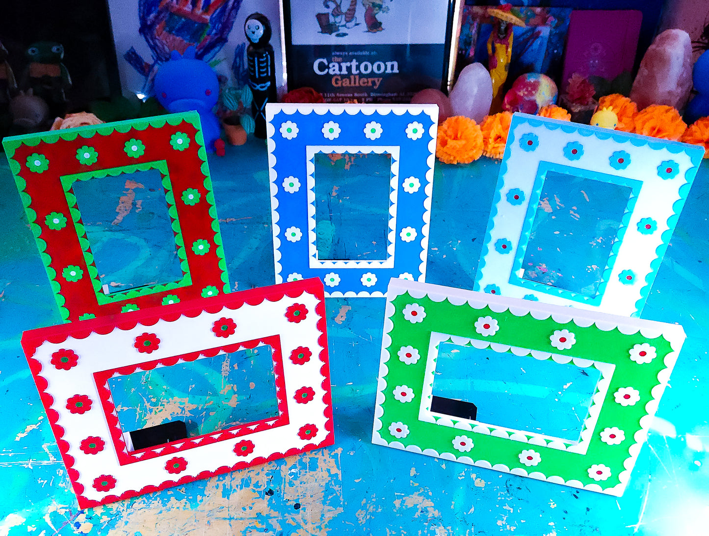 Holiday Gourmet Edition, the Korok Frame. (Red Border/White Face)