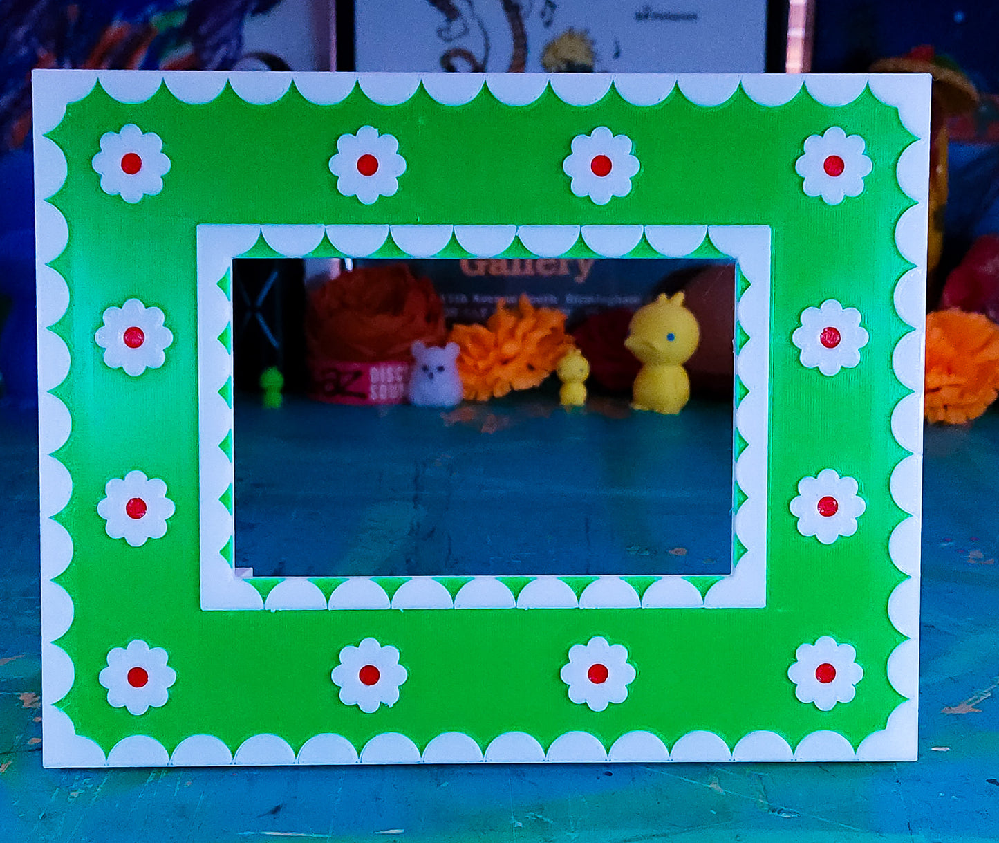 Holiday Gourmet Edition, the Korok Frame. (White Border/Green Face)